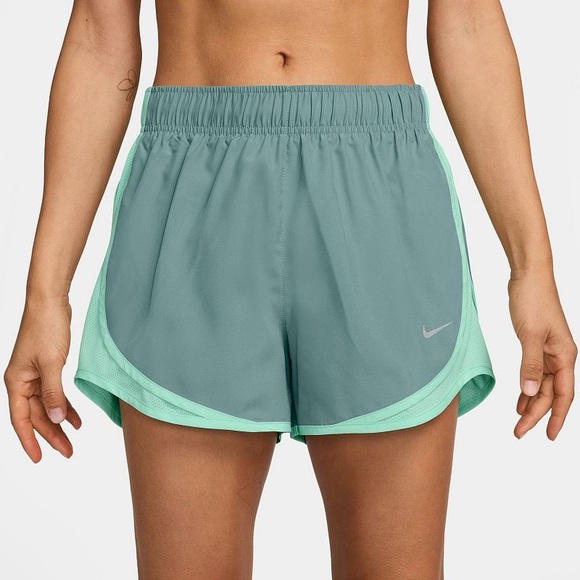 Nike Pants - Women's Nike Tempo Dri-FIT Mid-Rise 3-in. Running Shorts XS